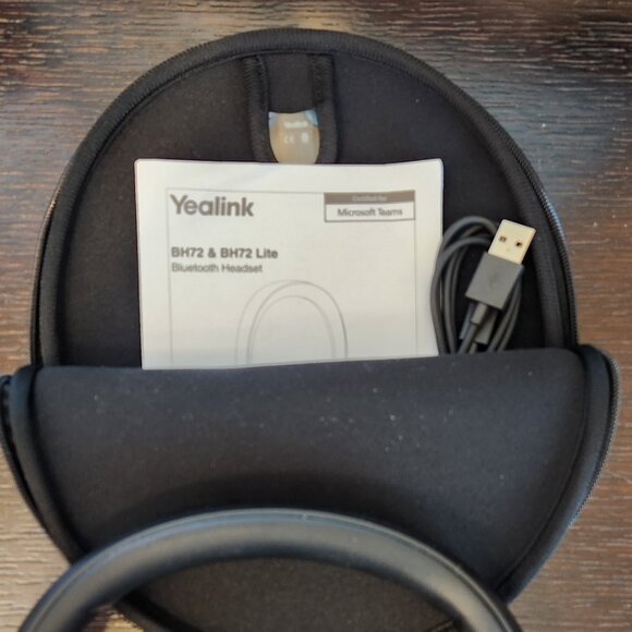 Yealink BH72 MS Teams Headset - Picture 3 of 3
